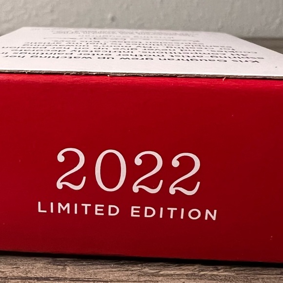 Hallmark NEW 2022 Miniature Penguin Gumdrop Christmas Ornament Limited Edition - Picture 9 of 10